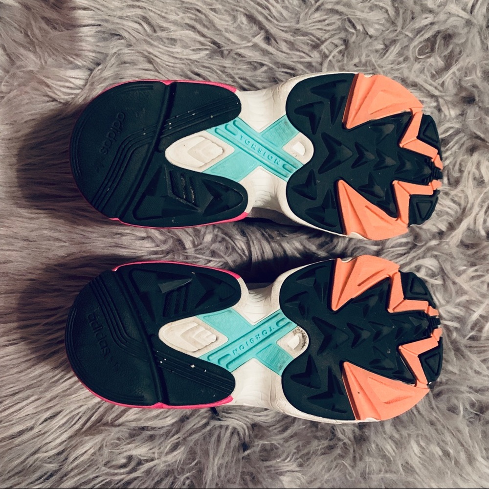 Adidas - Picture 6 of 6